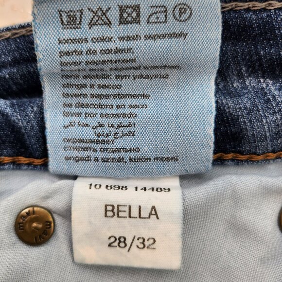 *New Low Price!* Bella Ladies jeans - Picture 10 of 10